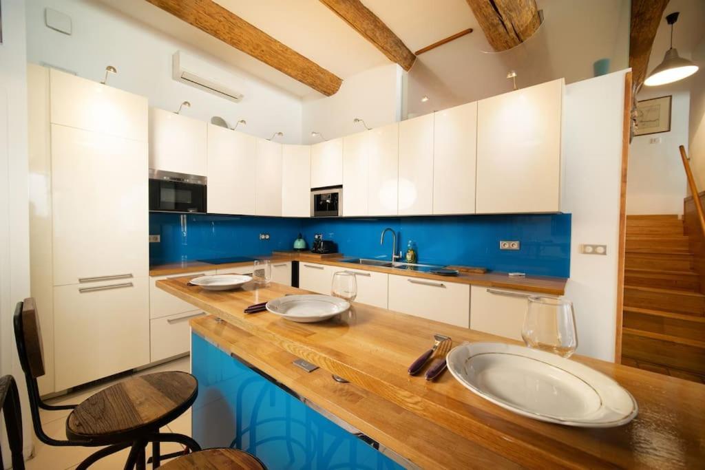 Air-Conditioned Loft In The Heart Of The Old Port Марсель Экстерьер фото